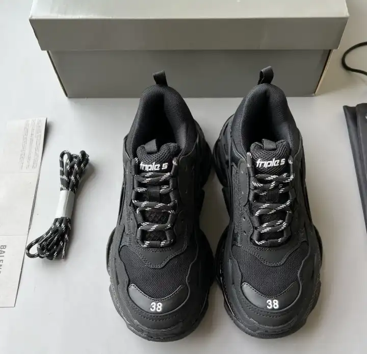 hype Balenciaga Sneakers