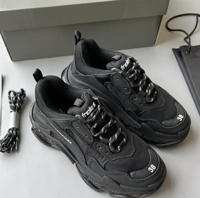 hype Balenciaga Sneakers