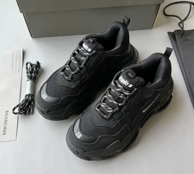 hype Balenciaga Sneakers