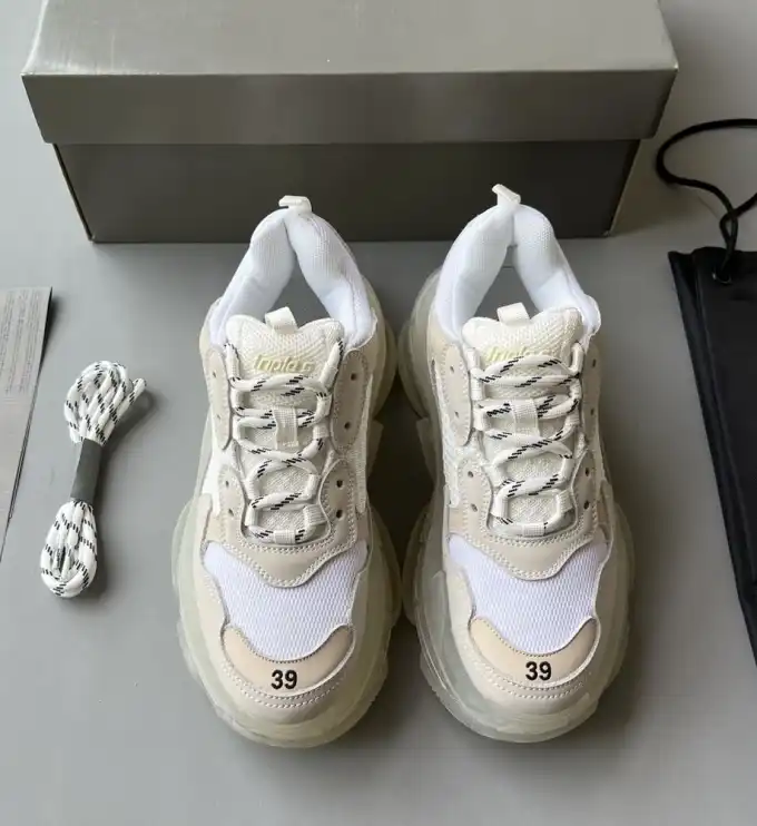 hype Balenciaga Sneakers