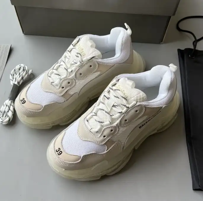 hype Balenciaga Sneakers