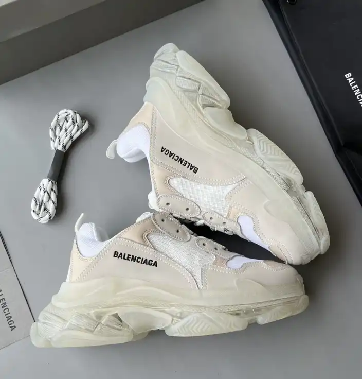 hype Balenciaga Sneakers