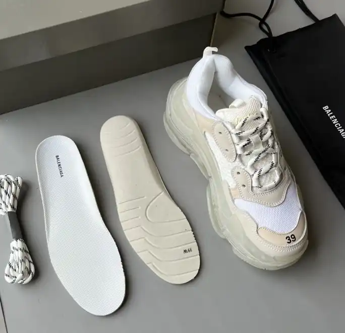 hype Balenciaga Sneakers