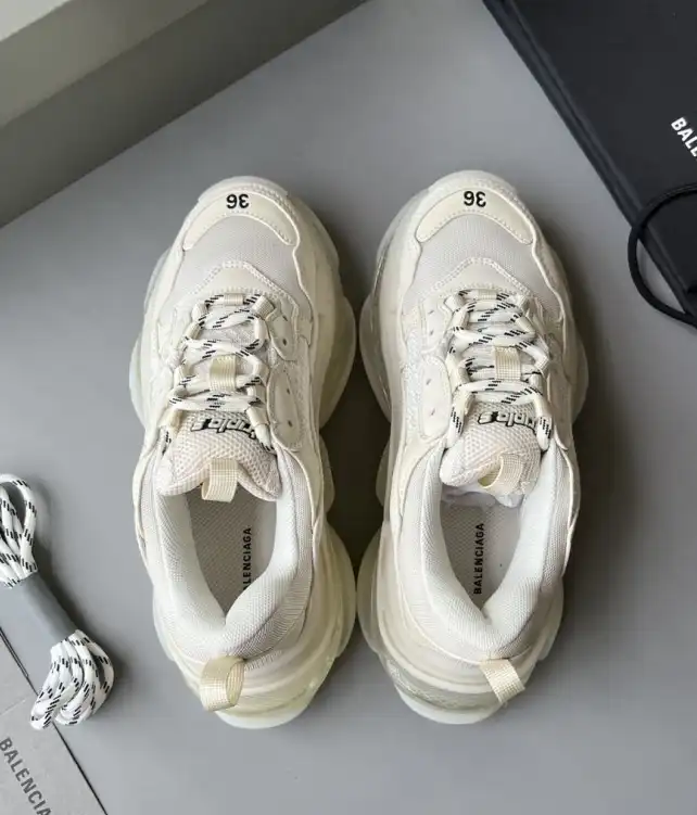 hype Balenciaga Sneakers