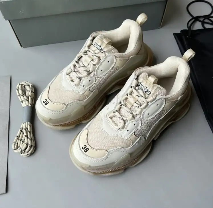 hype Balenciaga Sneakers