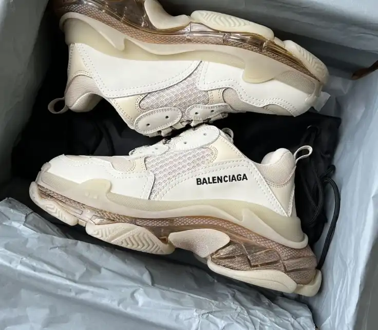 hype Balenciaga Sneakers