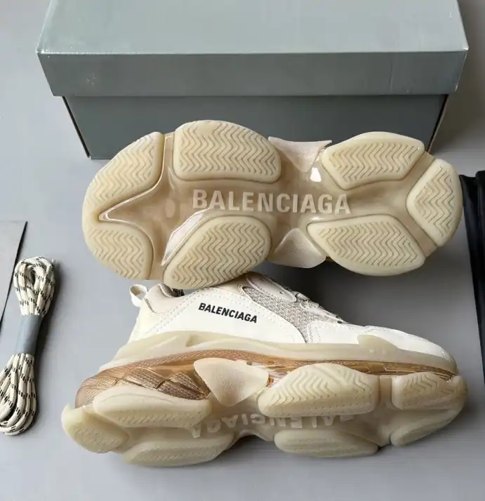 hype Balenciaga Sneakers