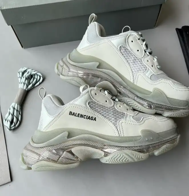 hype Balenciaga Sneakers