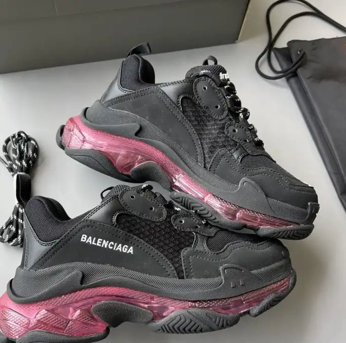 hype Balenciaga Sneakers