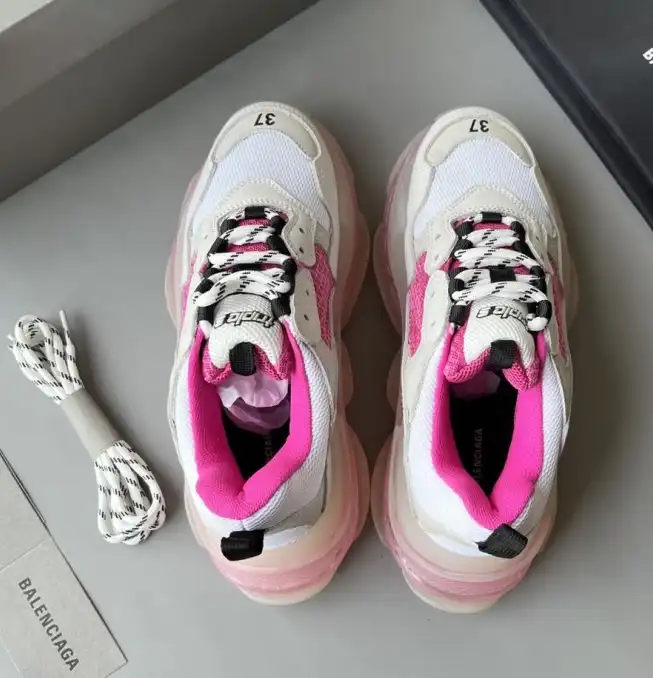 hype Balenciaga Sneakers