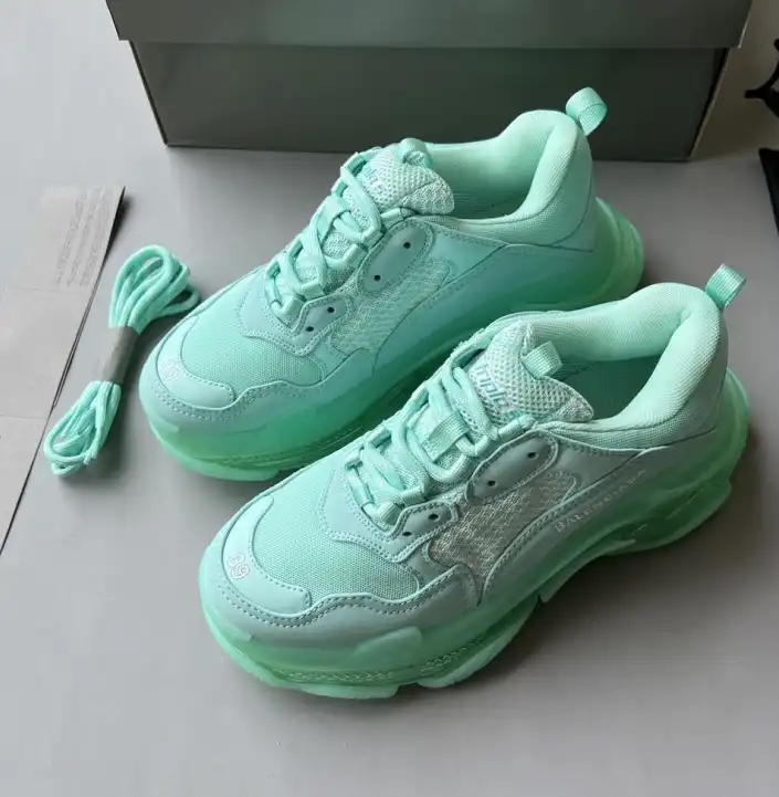 hype Balenciaga Sneakers