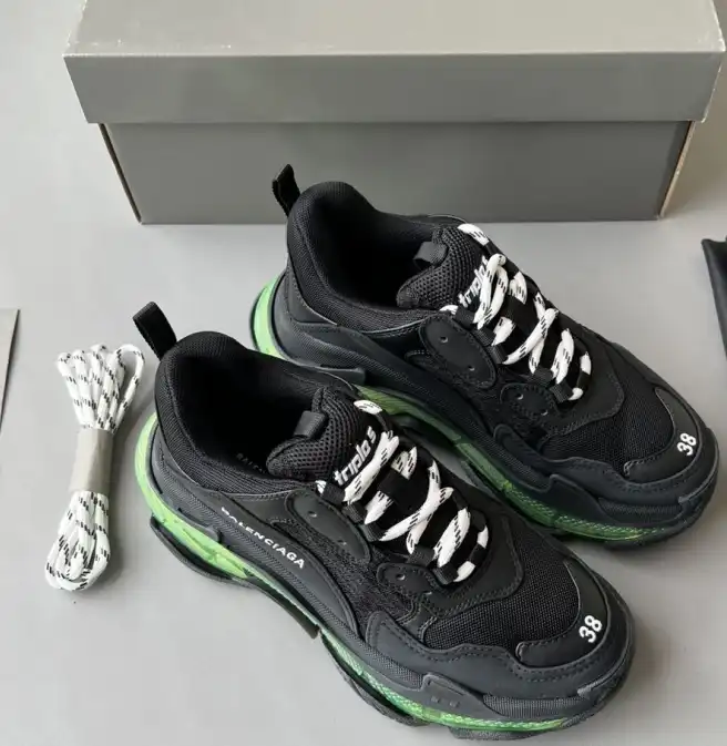 hype Balenciaga Sneakers