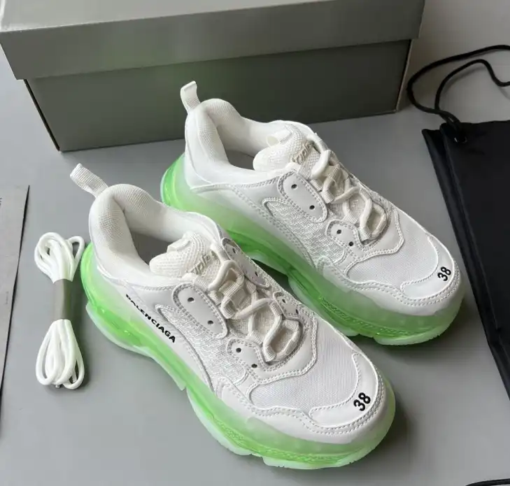 hype Balenciaga Sneakers