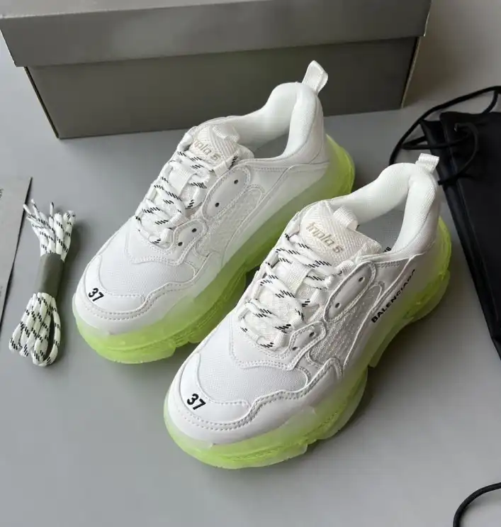 hype Balenciaga Sneakers