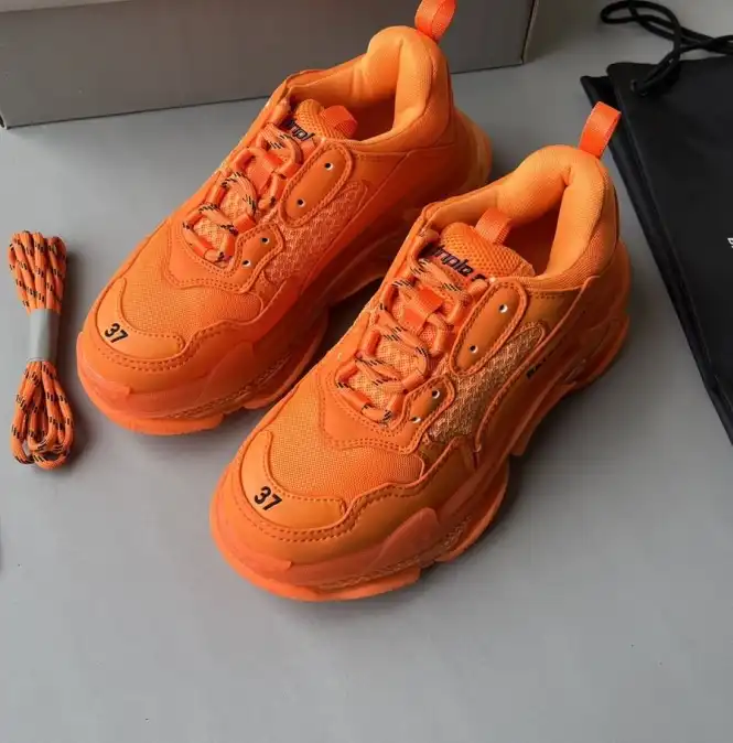 hype Balenciaga Sneakers