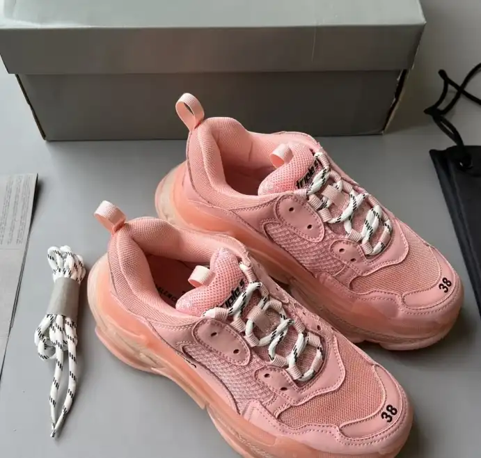 hype Balenciaga Sneakers