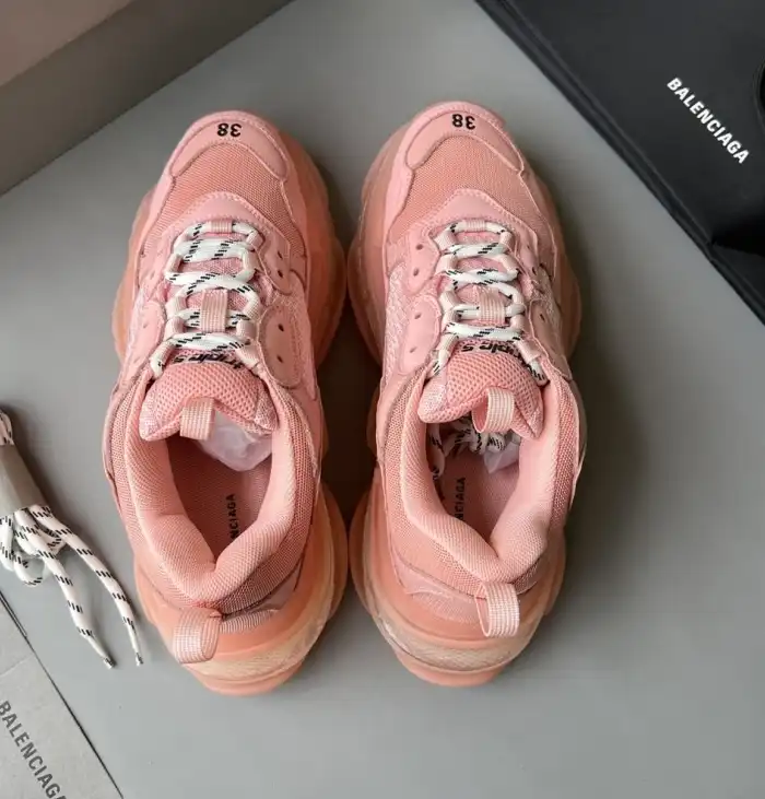 hype Balenciaga Sneakers