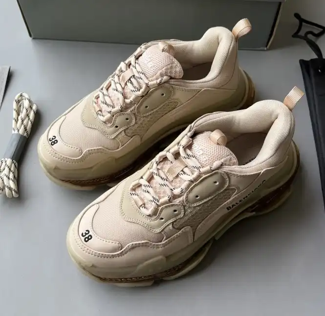 hype Balenciaga Sneakers