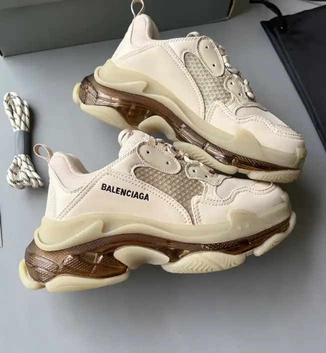 hype Balenciaga Sneakers