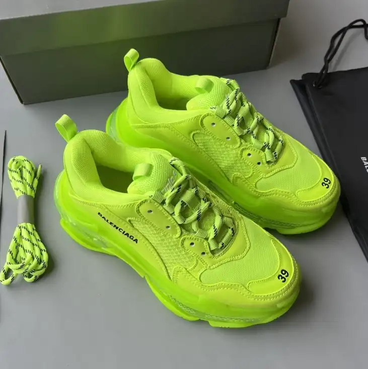 hype Balenciaga Sneakers