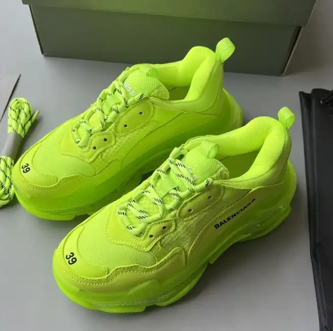 hype Balenciaga Sneakers