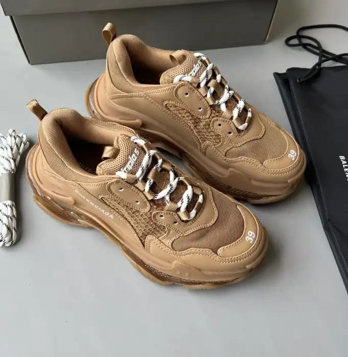 hype Balenciaga Sneakers