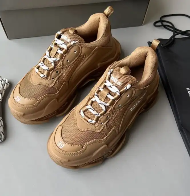 hype Balenciaga Sneakers