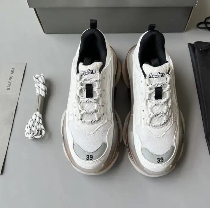 hype Balenciaga Sneakers