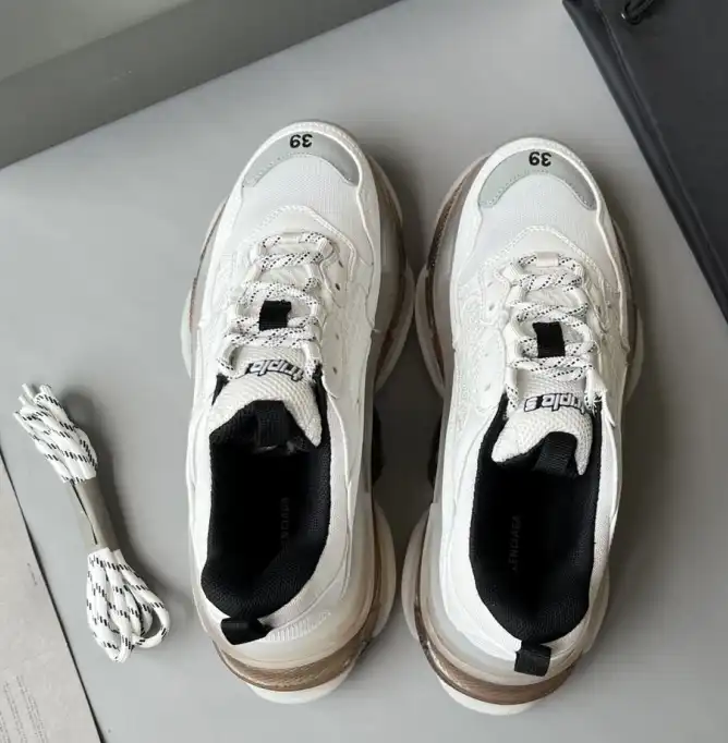 hype Balenciaga Sneakers