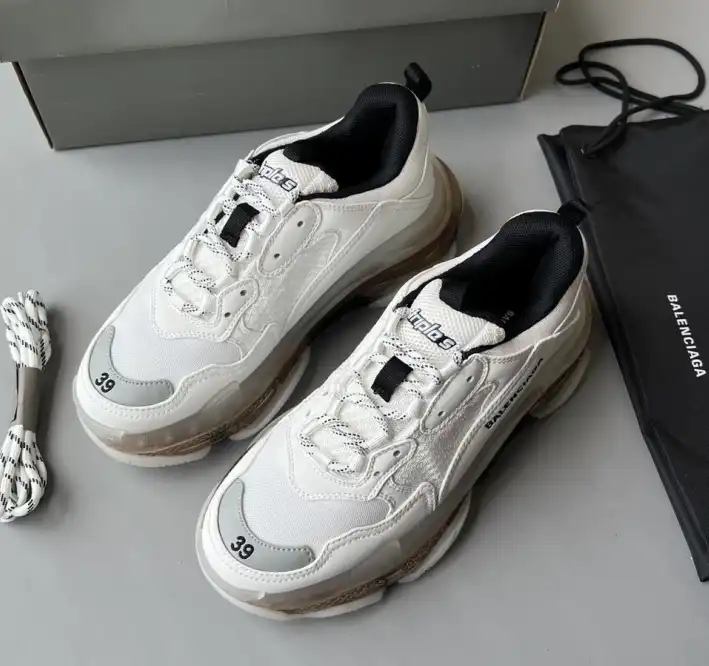 hype Balenciaga Sneakers