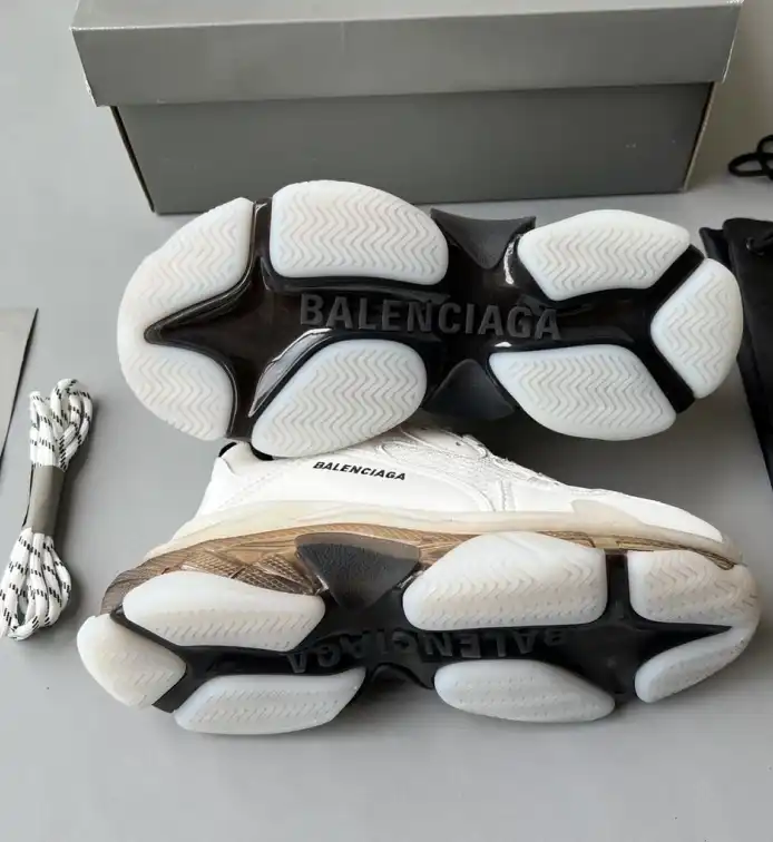 hype Balenciaga Sneakers