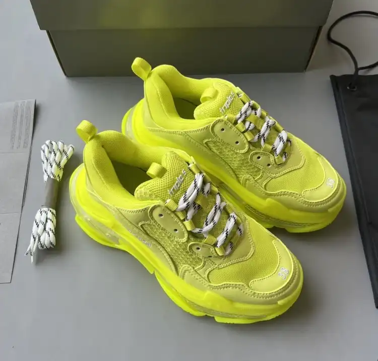 hype Balenciaga Sneakers