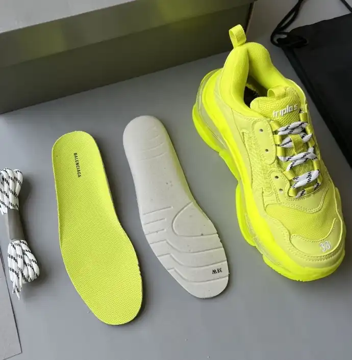 hype Balenciaga Sneakers