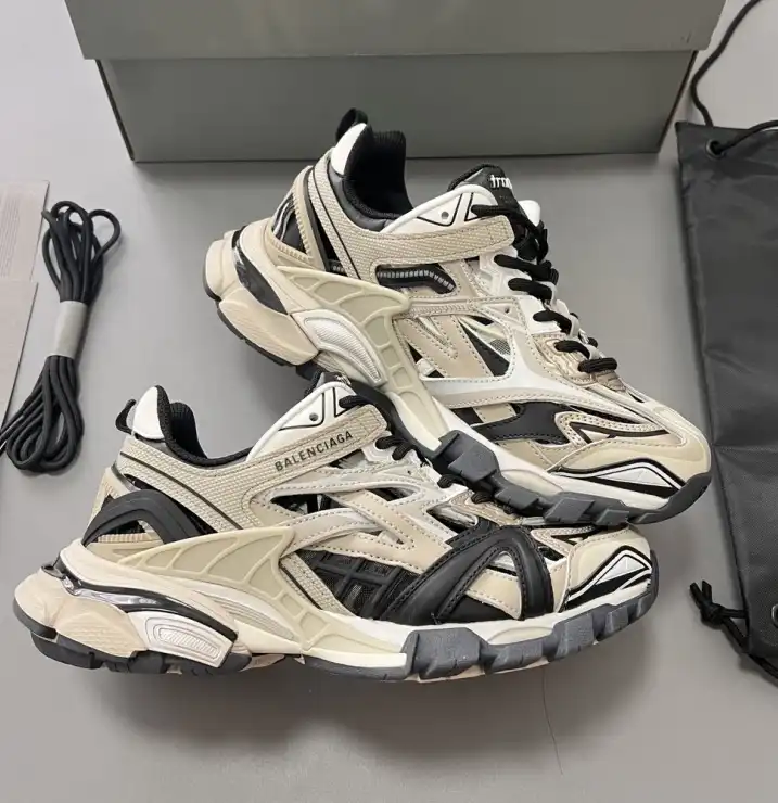 hype Balenciaga Sneakers