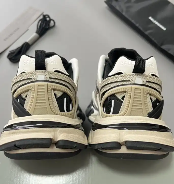 hype Balenciaga Sneakers