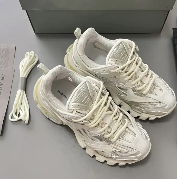 hype Balenciaga Sneakers