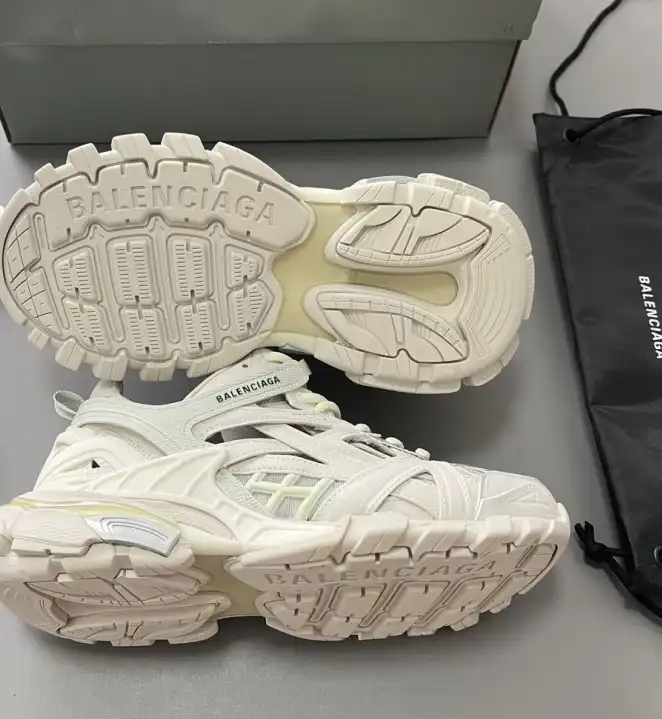 hype Balenciaga Sneakers