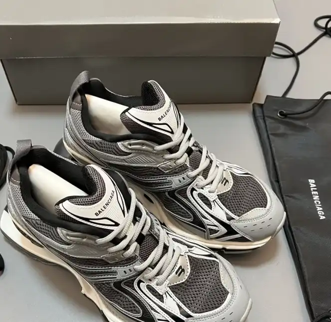 hype Balenciaga Sneakers