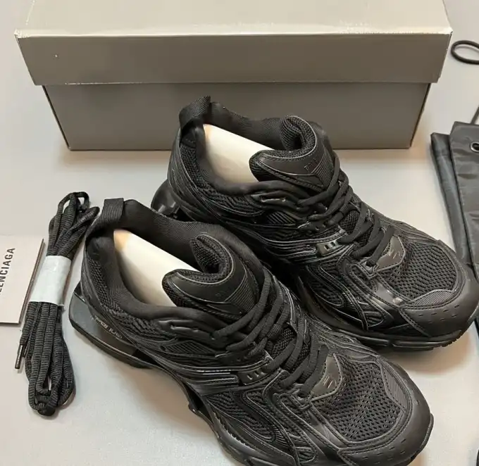 hype Balenciaga Sneakers