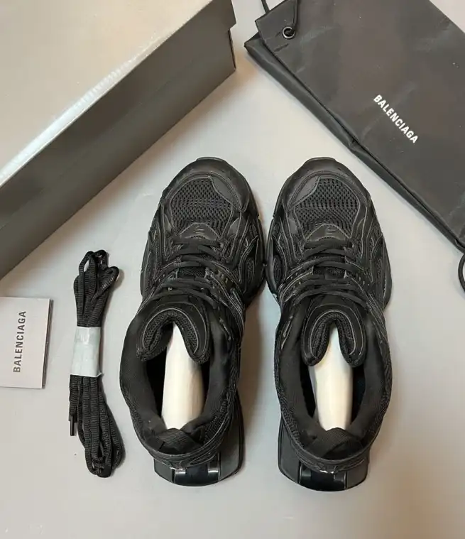 hype Balenciaga Sneakers