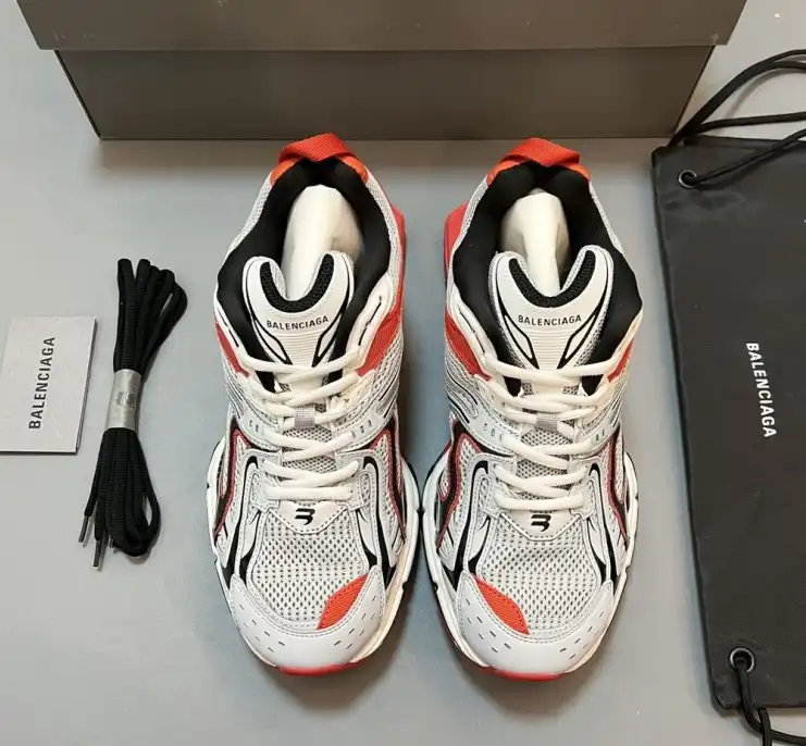 hype Balenciaga Sneakers