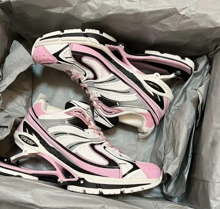 hype Balenciaga Sneakers