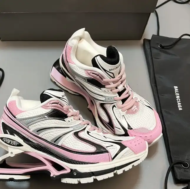 hype Balenciaga Sneakers