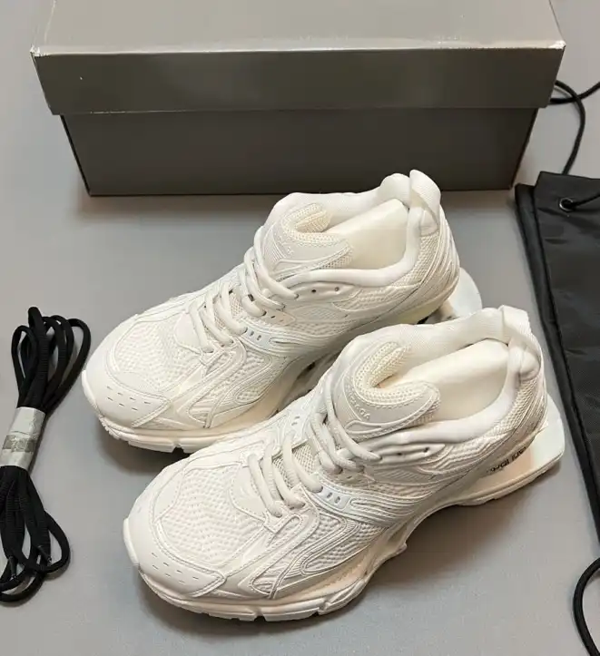 hype Balenciaga Sneakers