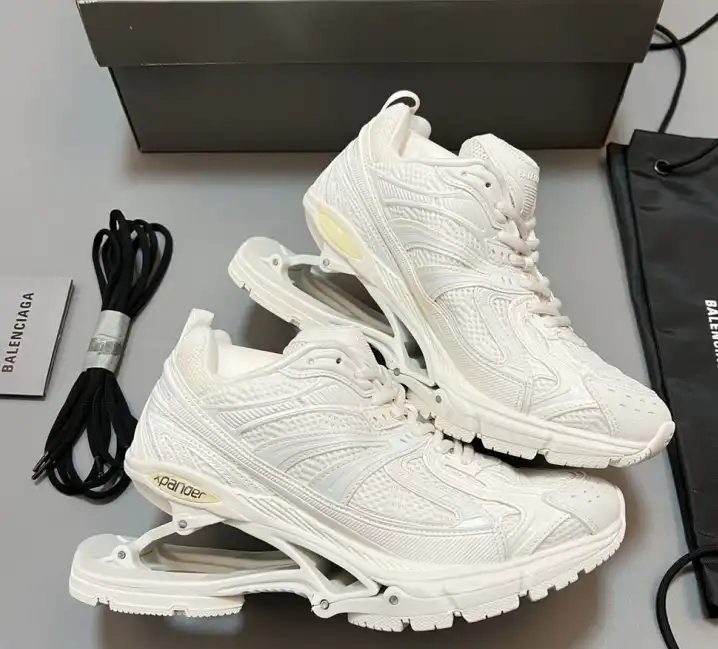 hype Balenciaga Sneakers