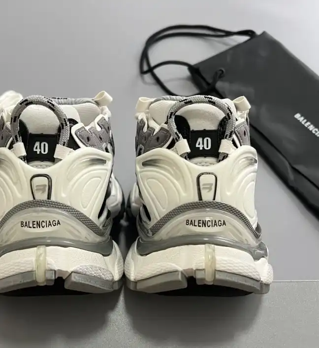 hype Balenciaga Sneakers