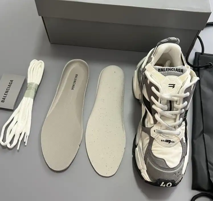 hype Balenciaga Sneakers