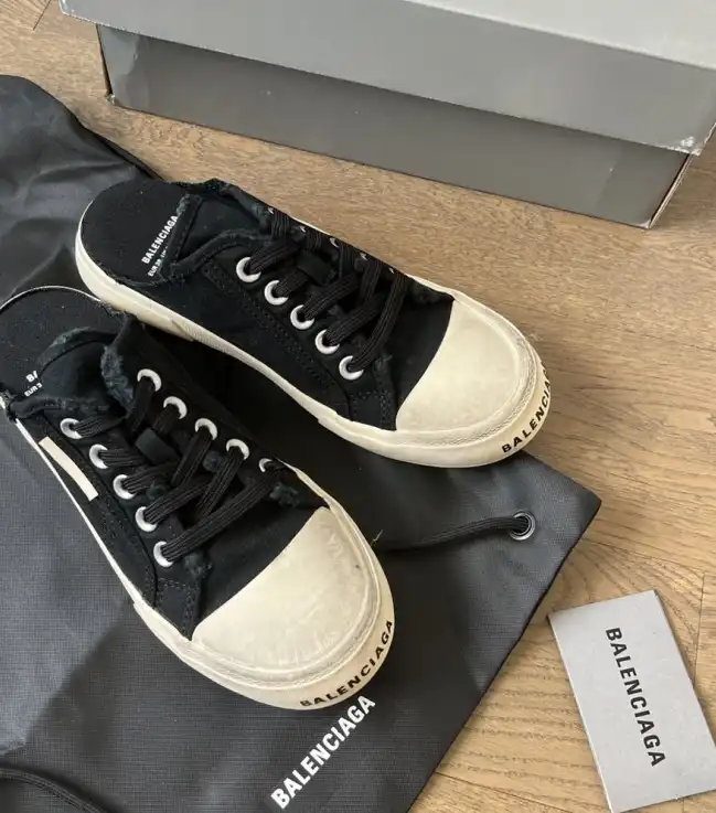 hype Balenciaga Sneakers