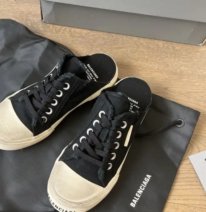 hype Balenciaga Sneakers