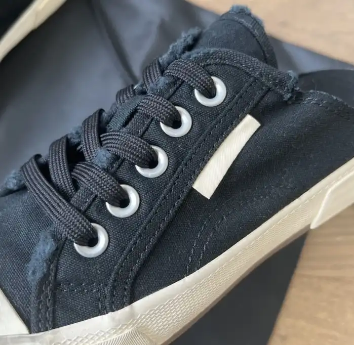 hype Balenciaga Sneakers